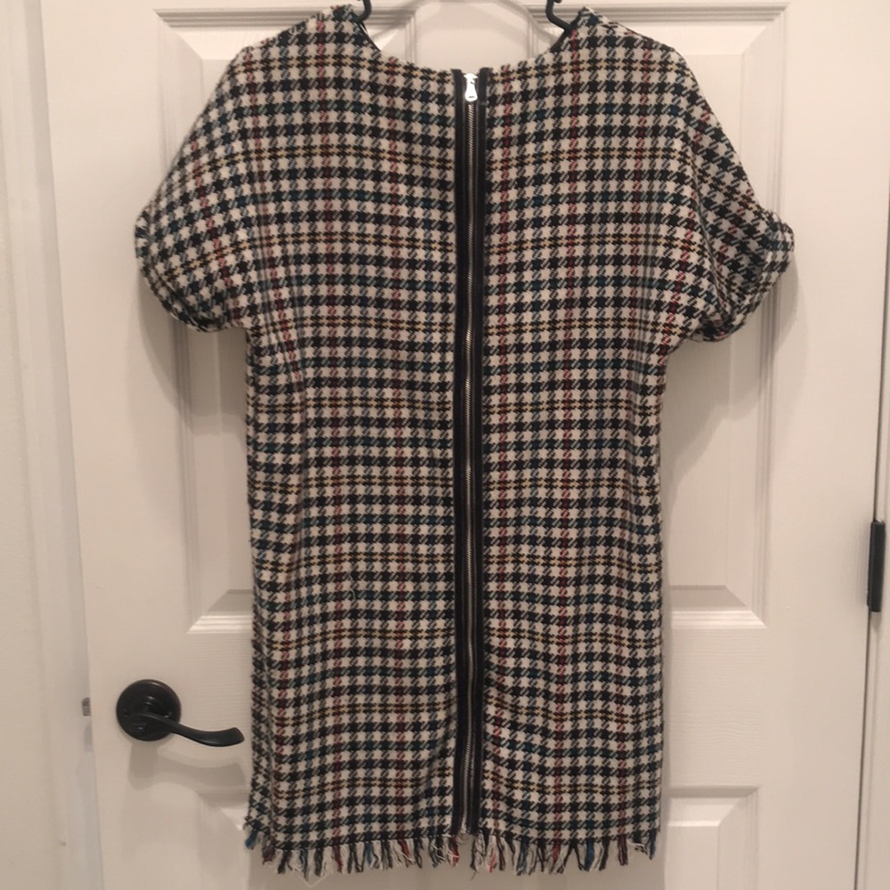 Zara. Beautiful dress with back zipper. Size small - Picture 7 of 9